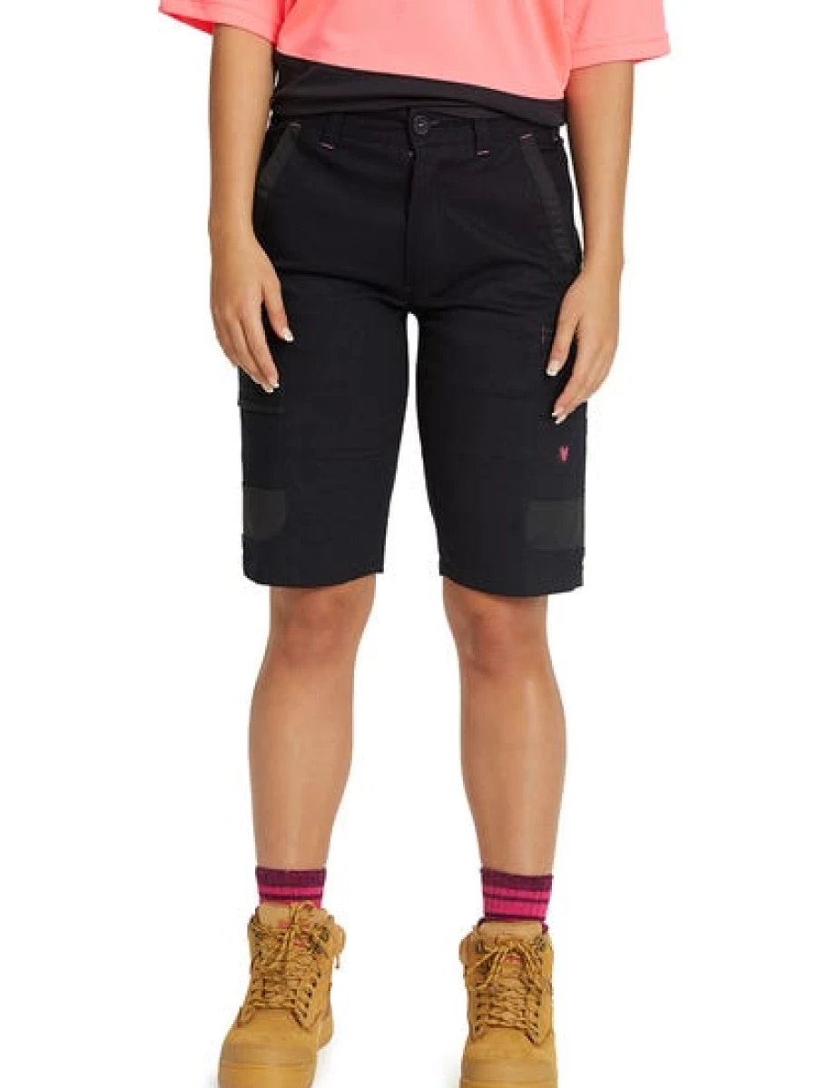 Traders Men's Navy & Black Stretch Shorts