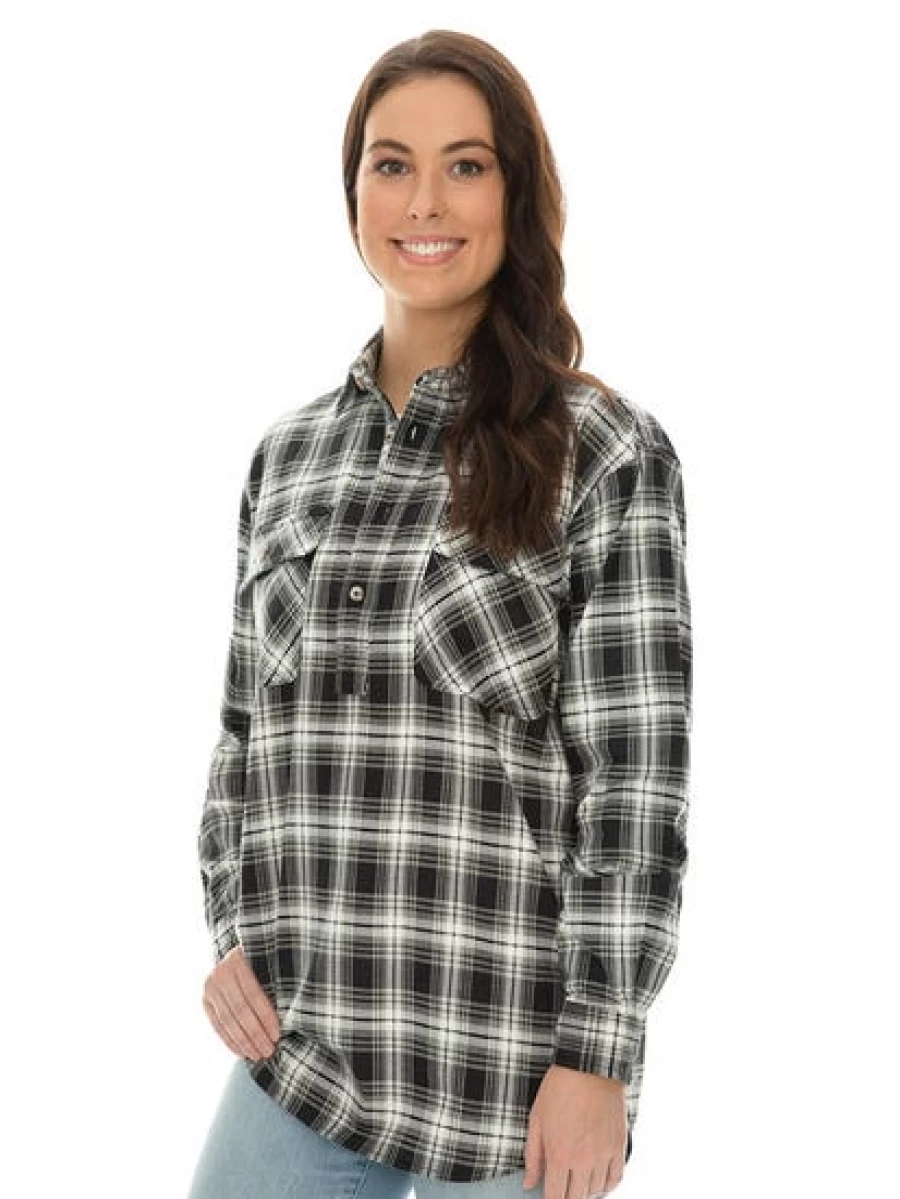 Lowes Men's Black & White Flannel Shirt with 1/4 Placket